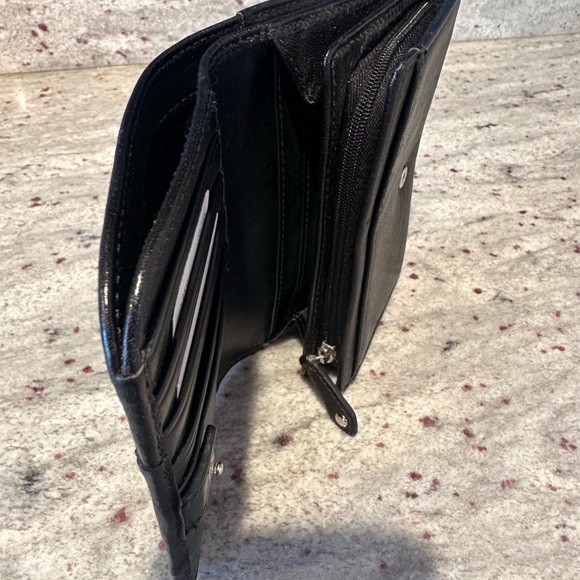 Coach Leather Wallet - Picture 7 of 7